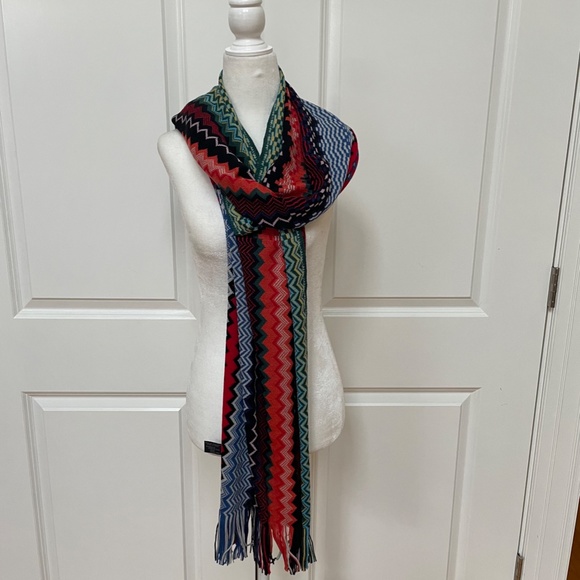 Wool Blended Multi-color Scarf from MISSONI - Picture 2 of 5